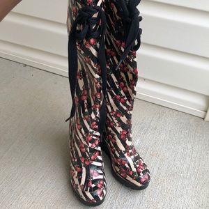 Betseyville Floral Wedge Rain Boots